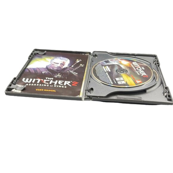 💻 The Witcher 2 Assassins Of Kings PC Deluxe Edition Complete‎ + Bonus 🎮 - Picture 7 of 8